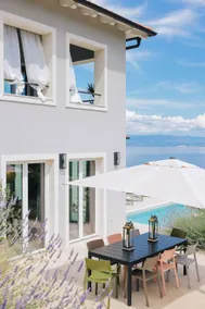 Family-friendly villa with garden, private pool & terrace | Water view - Image 2