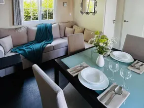 Child-friendly beautiful mobile home with terrace & heated pool - Image 5