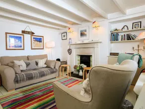 Cottage with garden - Image 3