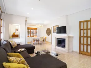 Fully equipped beautiful villa with barbeque, private pool & terrace - Image 2