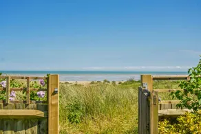 Xanadune Beach House By Bloom Stays - Image 4