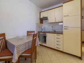 Holiday apartment with barbecue | Next to the beach - Image 2