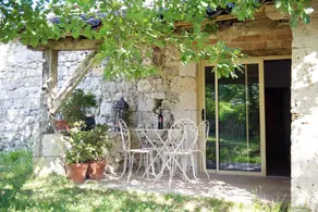 Charmante maison avec piscine, barbecue et terrasse - Image 2