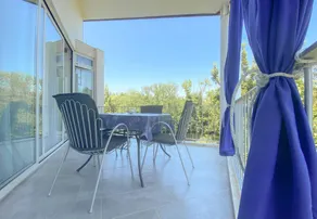 Only 80 metres to the blue Adriatic Sea with private balcony, air conditioning, WiFi - Image 2