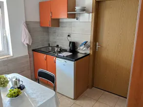 Flat with terrace & barbecue - Image 3