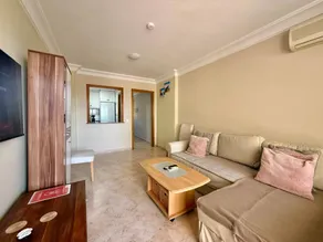 Flat with pool, terrace & garden - Image 4