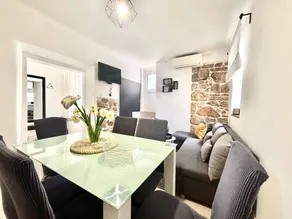 Children-friendly beautiful apartment with terrace - Image 5