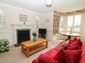 Child-friendly pleasant cottage with garden - Image 5