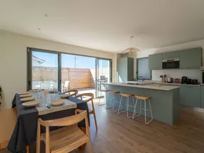 House with BBQ - Image 5