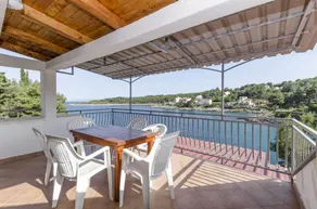 Holiday apartment with BBQ & terrace | Sea view | Close to the beach | Pets are welcome - Image 2
