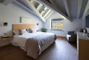 Wonderful holiday home with garden - Image 3