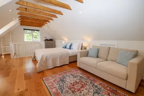 Cottage with garden - Image 4