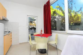 Beautiful studio with barbeque, terrace & garden | Close to the beach - Image 3