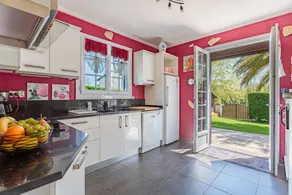 Merveilleuse maison conviviale et familiale avec terrasse, barbecue et jardin - Image 4