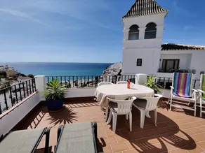 Wohnung mit Terrasse, Pool und Garten - Image 3
