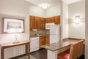 Wohnung mit Whirlpool, Pool und Grill - Image 3