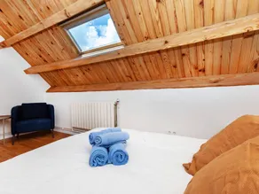 Fully equipped holiday apartment with garden | Mountain view - Image 3