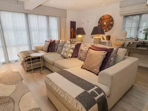 Fully equipped cottage with garden | Beach view | Pet-friendly - Image 2