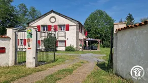 Fully equipped ample gite with barbecue, private pool & garden | Pets are welcome - Image 4