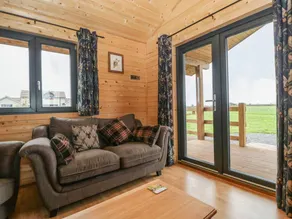 Family-friendly charming cottage with garden | Dogs allowed - Image 3
