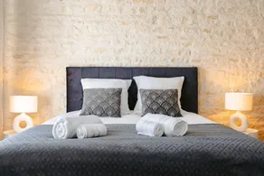 Bed & breakfast with terrace, garden & pool - Image 3