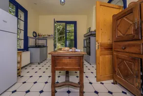 House with terrace, garden & pool | River view | Good for workation - Image 4