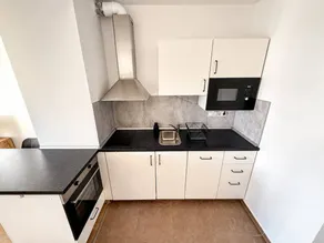 Lovely holiday apartment with terrace - Image 2