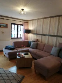 Family-oriented condo | City view - Image 3