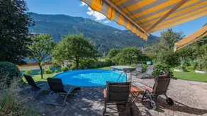 Holiday apartment with garden, barbecue & heated pool - Image 4