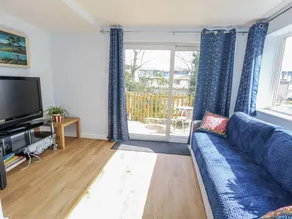 Cottage with garden - Image 5
