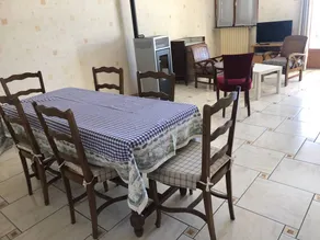 Agréable appartement entièrement équipé avec terrasse et jardin | Vue jardin - Image 4