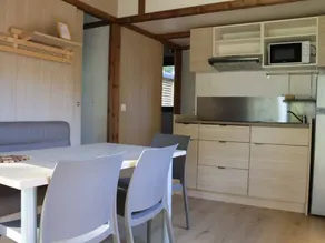 Cozy chalet, pets welcome - 6 guests - Image 3