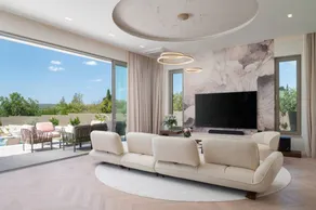 Fully equipped villa with garden, BBQ & private pool | Sea view | Pets allowed - Image 3