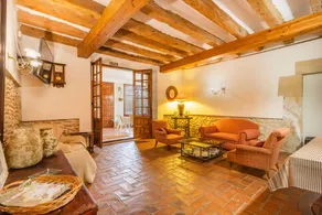 Children-friendly lovely studio with BBQ, garden & pool | Garden view | Suitable for remote work - Image 4