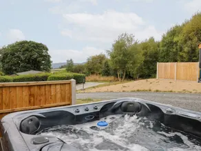Landhaus mit Whirlpool und Garten - Image 5