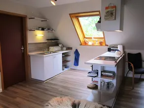 Family-friendly nice flat with garden & barbeque | Garden view - Image 2