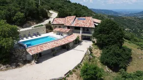 Children-friendly pleasant holiday home with garden, pool & terrace | Mountain view - Image 3