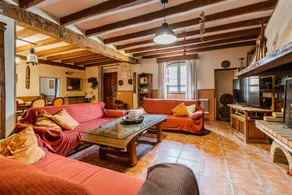 Casa adatta alle famiglie con piscina privata, giardino e barbecue | Vista sul giardino | Perfetta per il lavoro da remoto | Ammette cani - Image 5