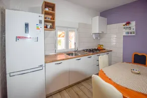 Pleasant house with terrace, BBQ & garden | Sea view | Pets allowed - Image 3