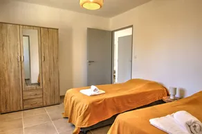 Villa with private pool, garden & terrace - Image 5