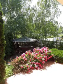 Apartment with terrace, BBQ & garden - Image 3