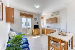 Maison avec terrasse - Image 2