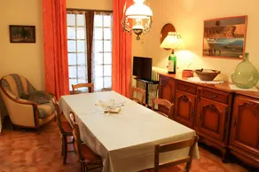 Fully equipped beautiful house with terrace & pool | Garden view | Pets allowed - Image 4
