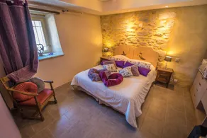 Attraente gîte adatto alle famiglie con idromassaggio, giardino e terrazza | Vista sulla piscina - Image 2
