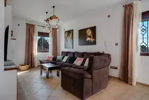 Ferienhaus mit Garten, privatem Pool und Grill - Image 4