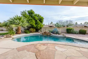 Maison de vacances avec barbecue, jardin et piscine privée - Image 5