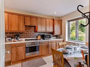 House with garden | Pets are welcome - Image 4