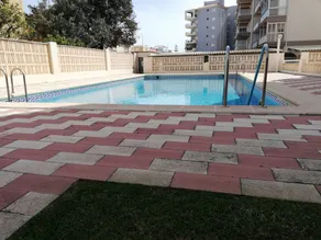 Apartment mit Pool und Garten - Image 4