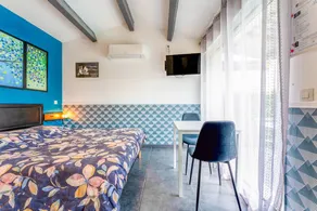 Studio with pool, terrace & garden | Mountain view - Image 2