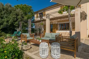 Children-friendly wonderful house with garden, barbecue & terrace - Image 2